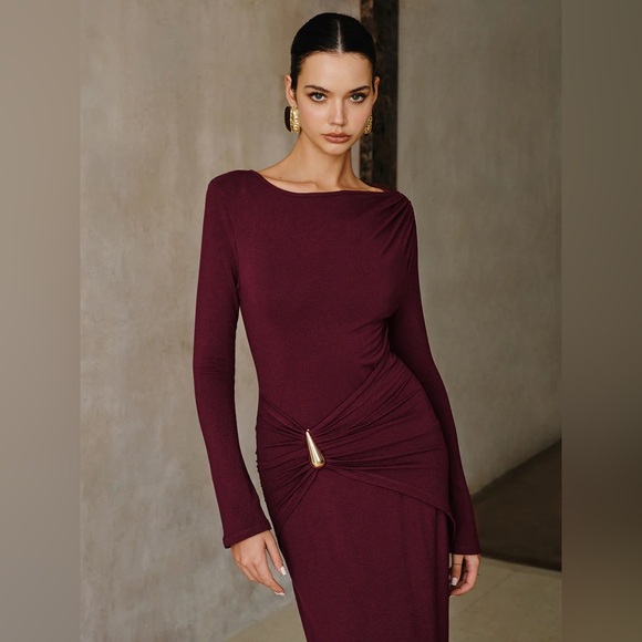COMMENSE Metal Buckle Long Sleeve Ruched Maxi Dress - Picture 2 of 6
